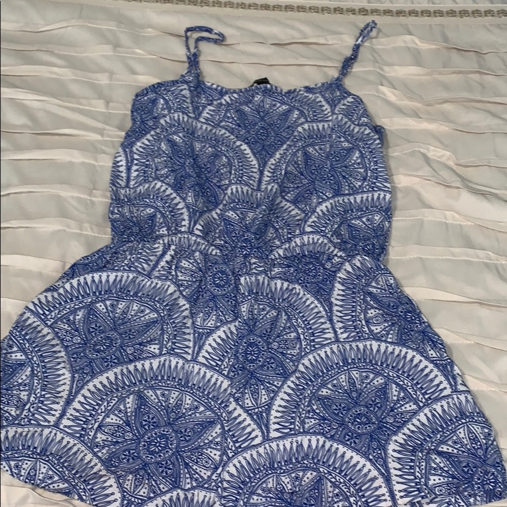 Romper - Picture 2 of 4